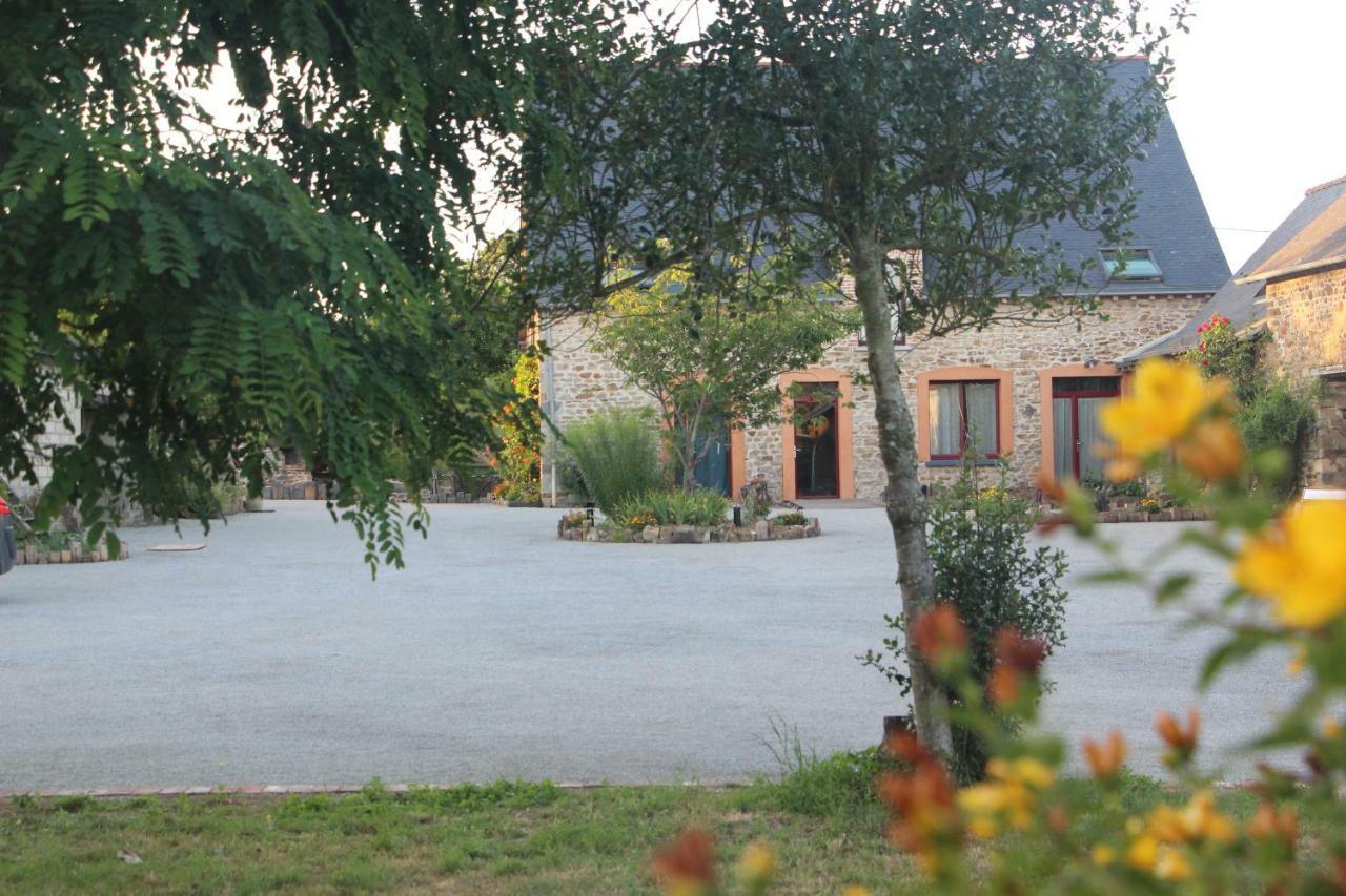 Chambres Aux Bonnes Herbes Bais  Exterior foto